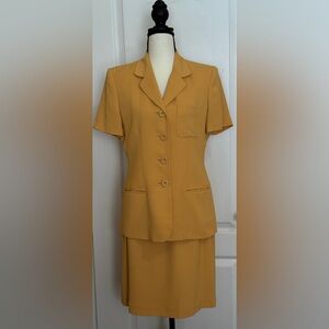 Charter Club Mustard Yellow 2PC Short Sleeve Tailored Suit 6P